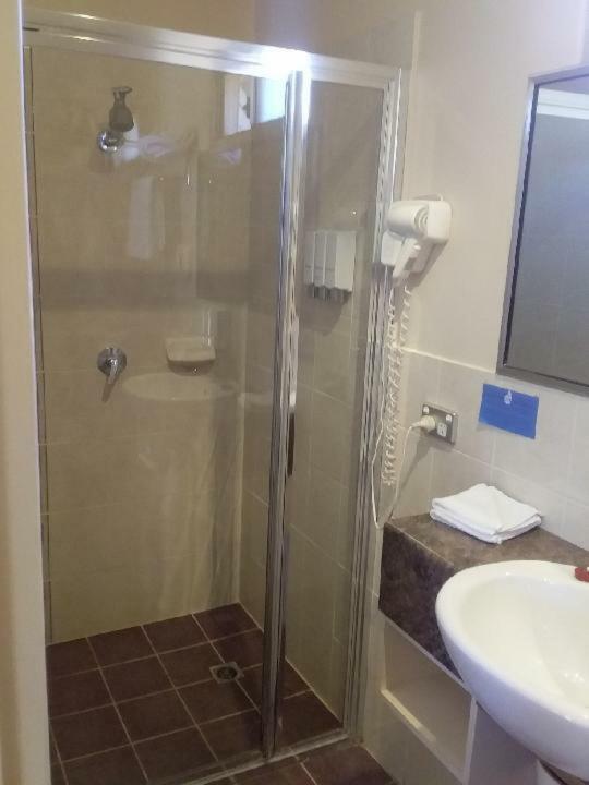 Desert Sand Motor Inn Broken Hill Dış mekan fotoğraf